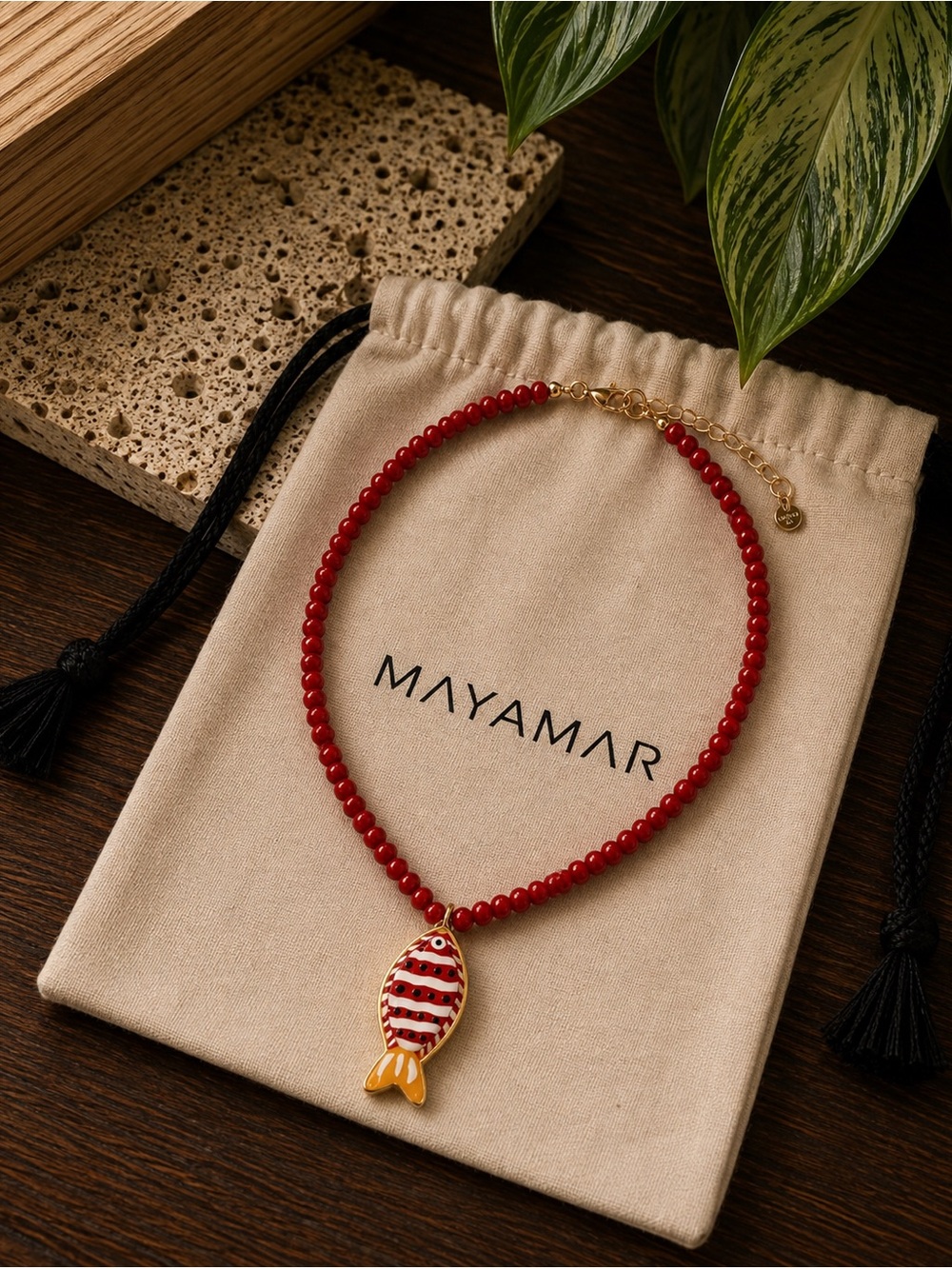 New mayamar Red Beaded Fish Pendant Necklace